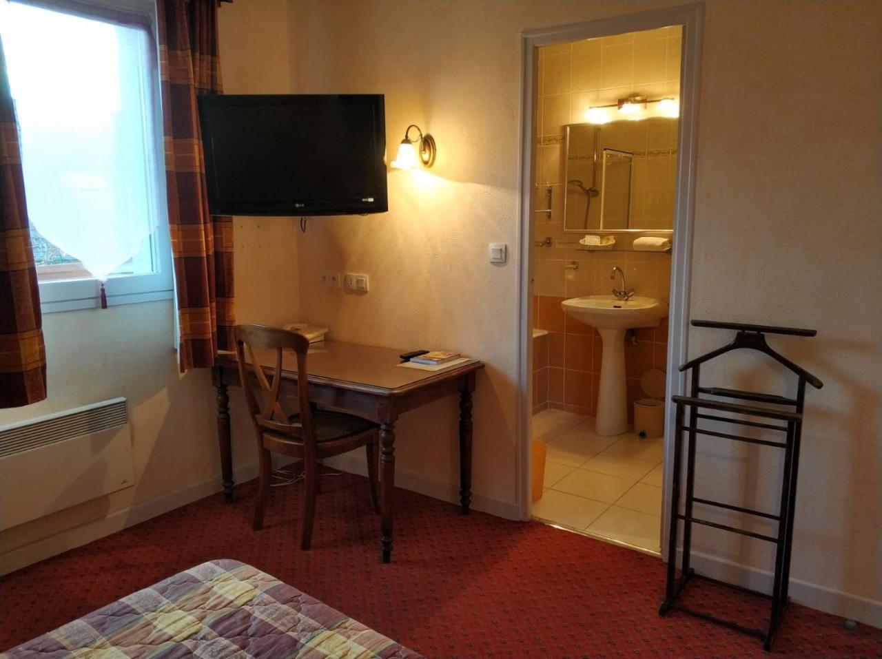 Logis Hotel Calisola Besancon - Soiree Etape Chalezeule المظهر الخارجي الصورة