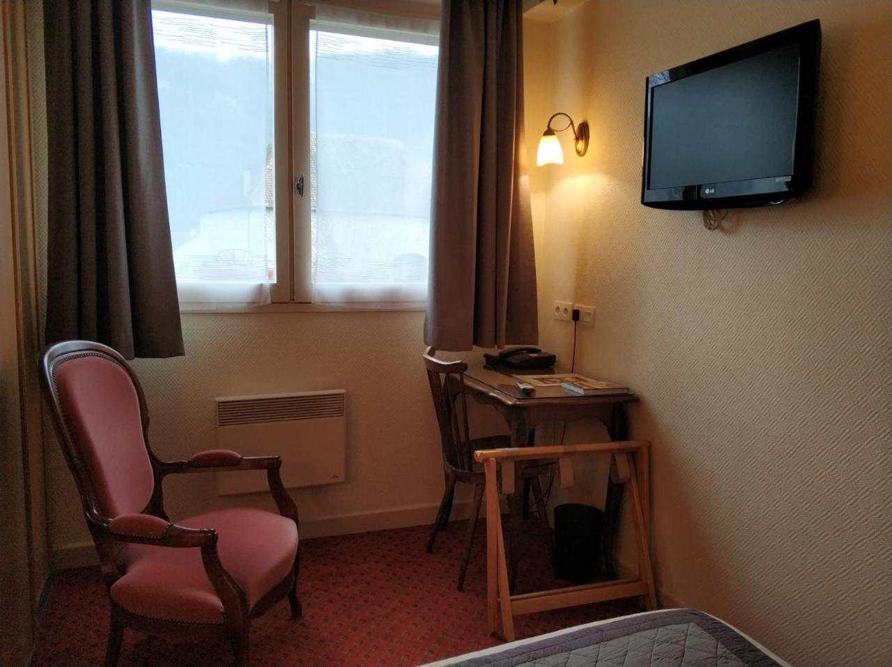 Logis Hotel Calisola Besancon - Soiree Etape Chalezeule المظهر الخارجي الصورة