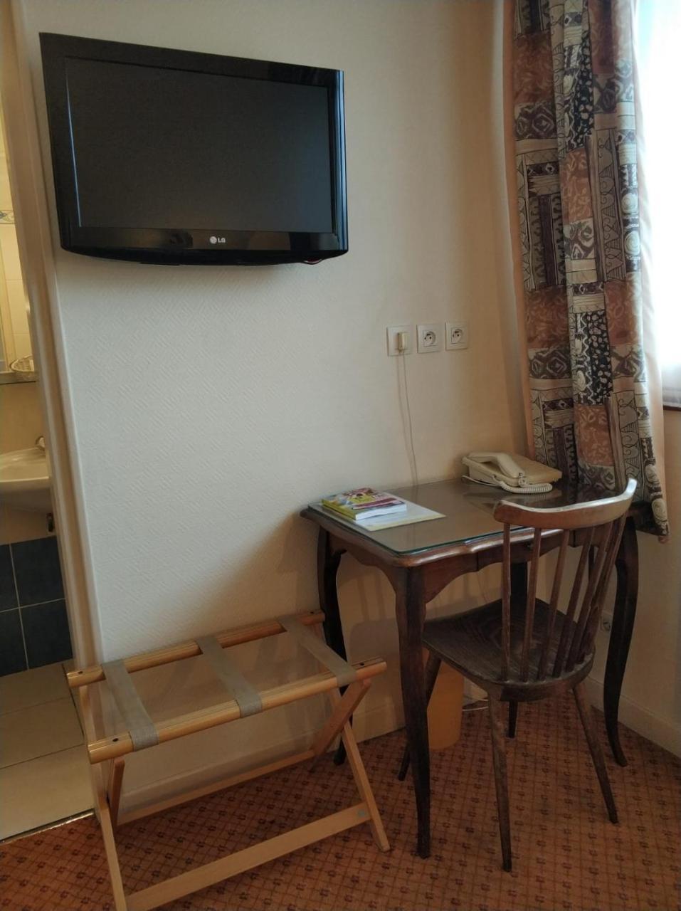 Logis Hotel Calisola Besancon - Soiree Etape Chalezeule المظهر الخارجي الصورة
