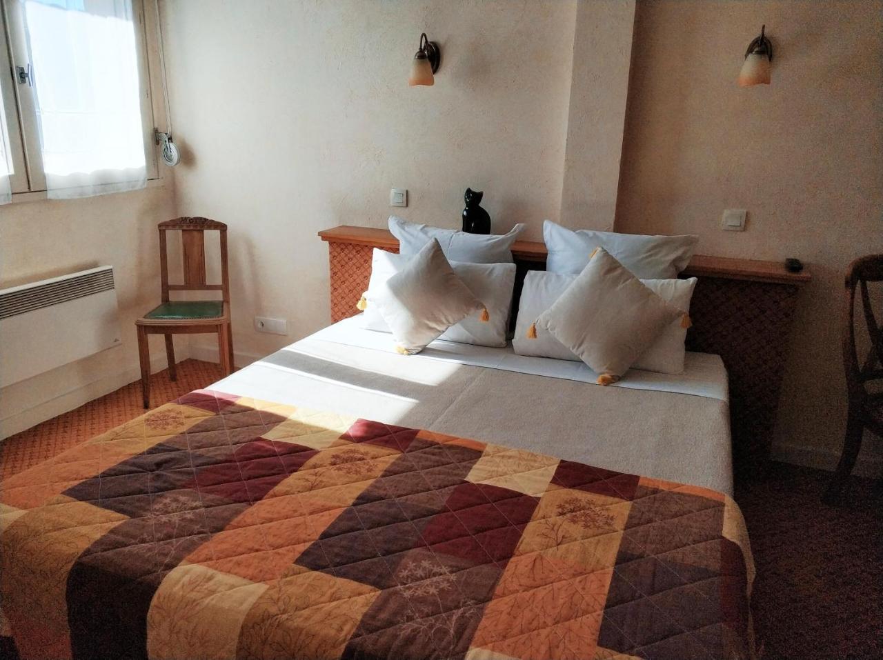 Logis Hotel Calisola Besancon - Soiree Etape Chalezeule المظهر الخارجي الصورة